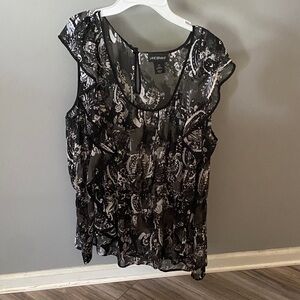 Lane Bryant Black & White Paisley Sheer Cap-Sleeve Top